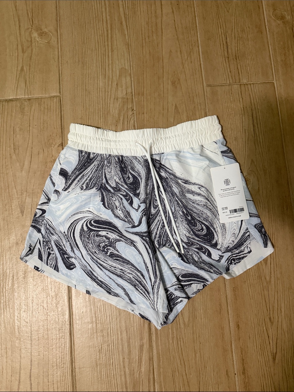 Athleta Women’s Short NWT